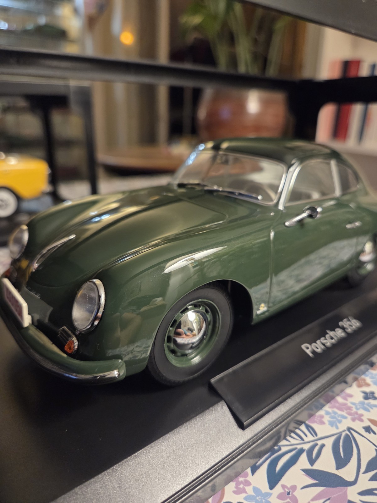 Porsche 356 Coupe 1954 Norev 1/18 auto miniature de collection de sport vintage vert