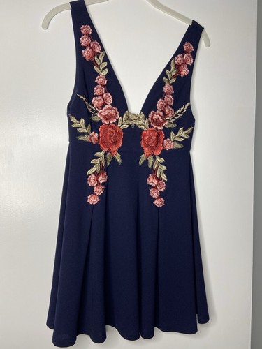ETIQUETTE NWOT Small Mini Dress Embroidered Midnight Blue Pink Flowers V-Neck