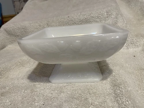 Vintage White Milk Glass Candy Dish floral H 3", 5.5” MJ-25