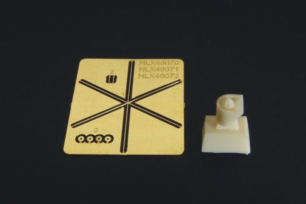 Hauler Models HLX48072 - 1:48 Command Vehicle Jagdpanther Set - Accessories