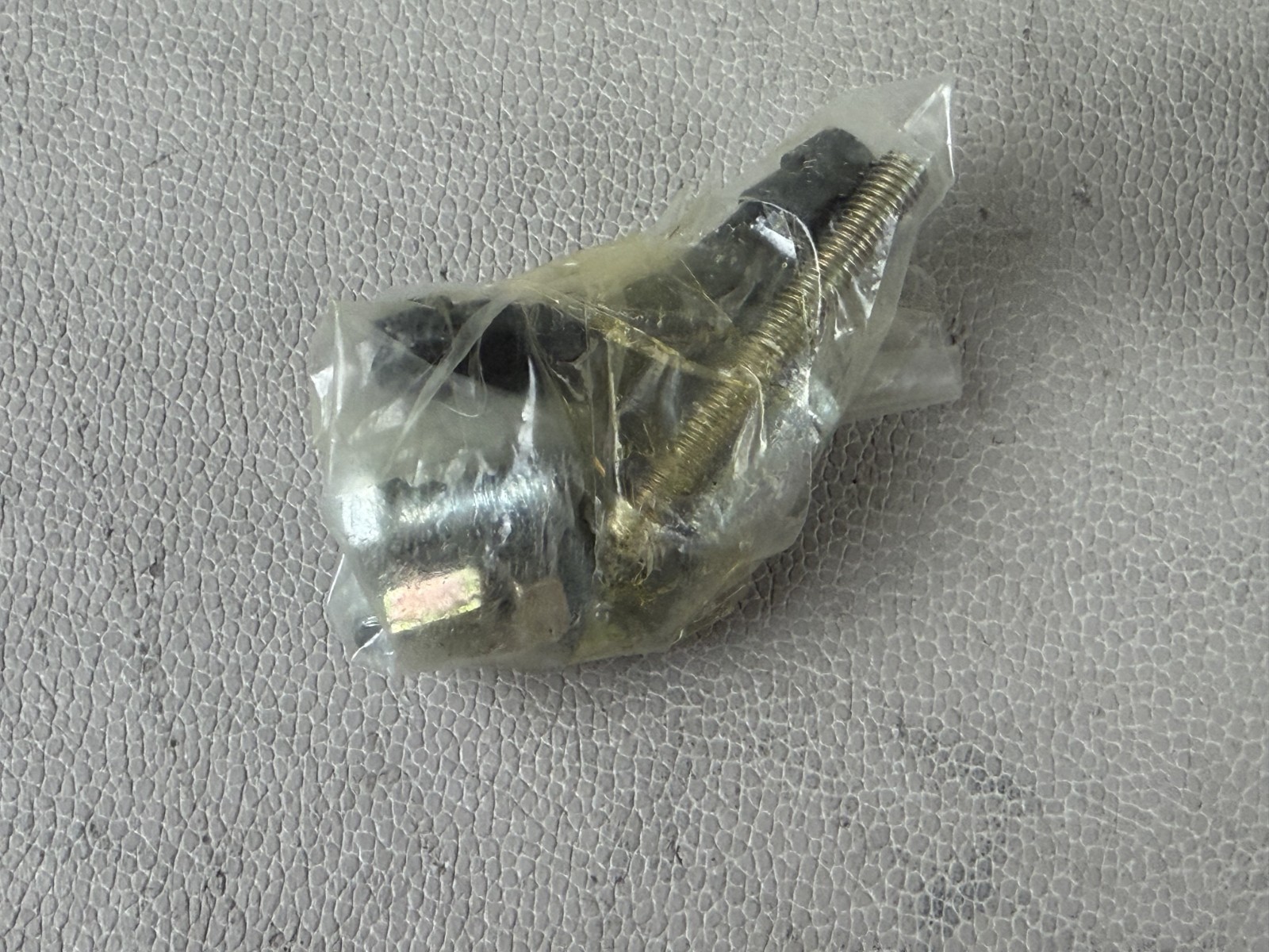 New! 1990-1995 Rolls Royce & Bentley Compressor Air Horn (CD6951)