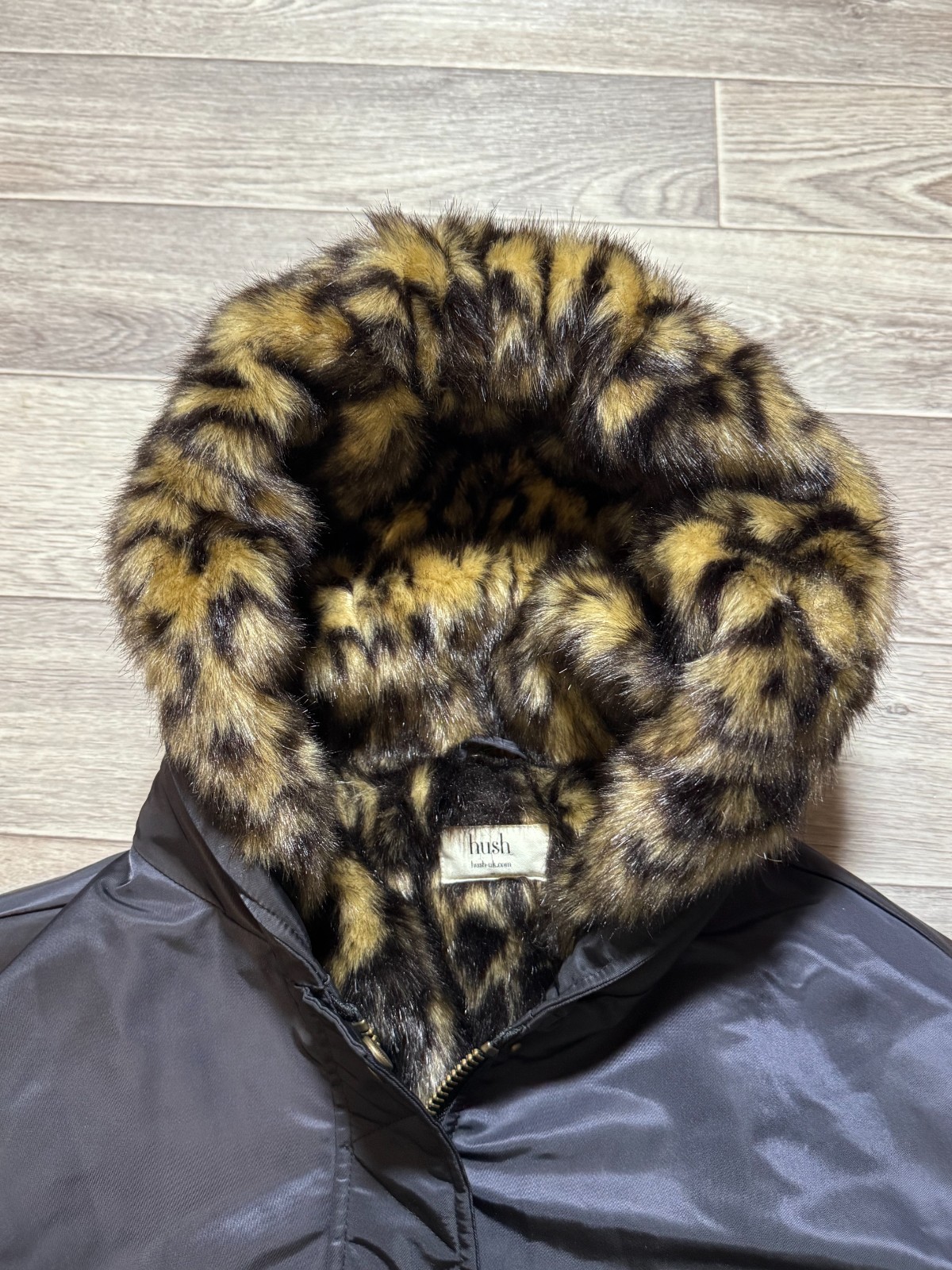 Alaska Leopard Pattern Y2K Bomber Jacket - image 2