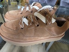 UGG WOMANS NEW 8M LO LOWMEL SNEAKER