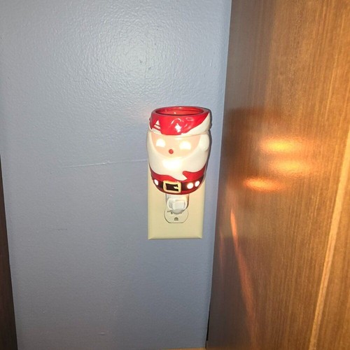Calentador de fragancia enchufable hogar/dormitorio/oficina Santa vacaciones sin llama - Imagen 2 de 9