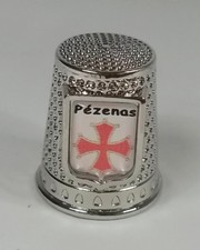 dé à coudre en métal avec la croix occitane, souvenir de Pézenas, France  A1