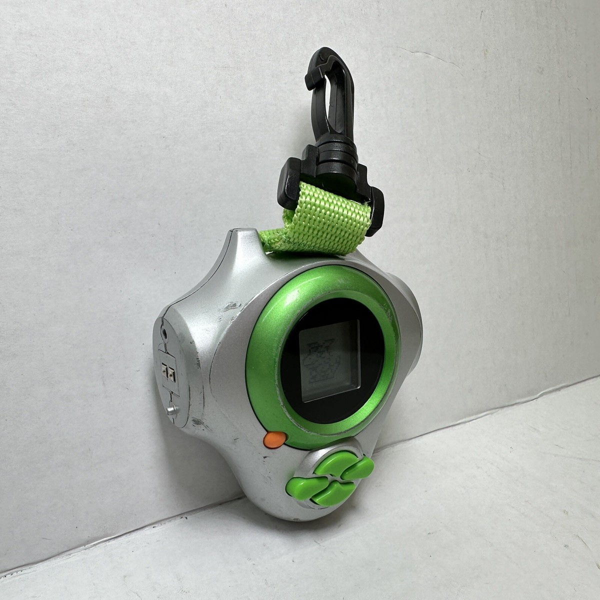 Rare Bandai Digivicr Akiyoshi Hongo 2001 Digimon Silver