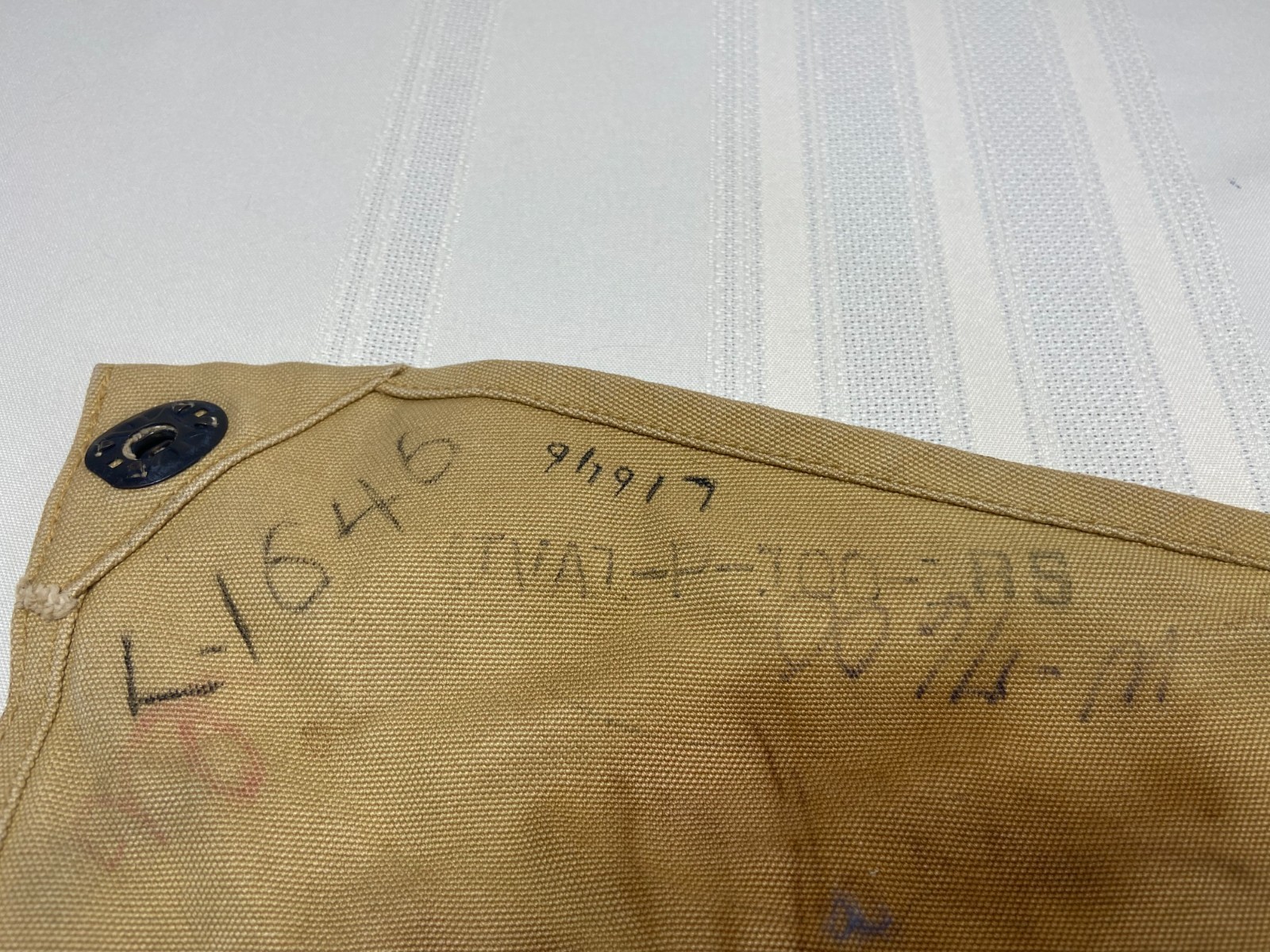 WW2 WWII US Army Gas Mask w/ Bag - 1941 - ORIGINAL