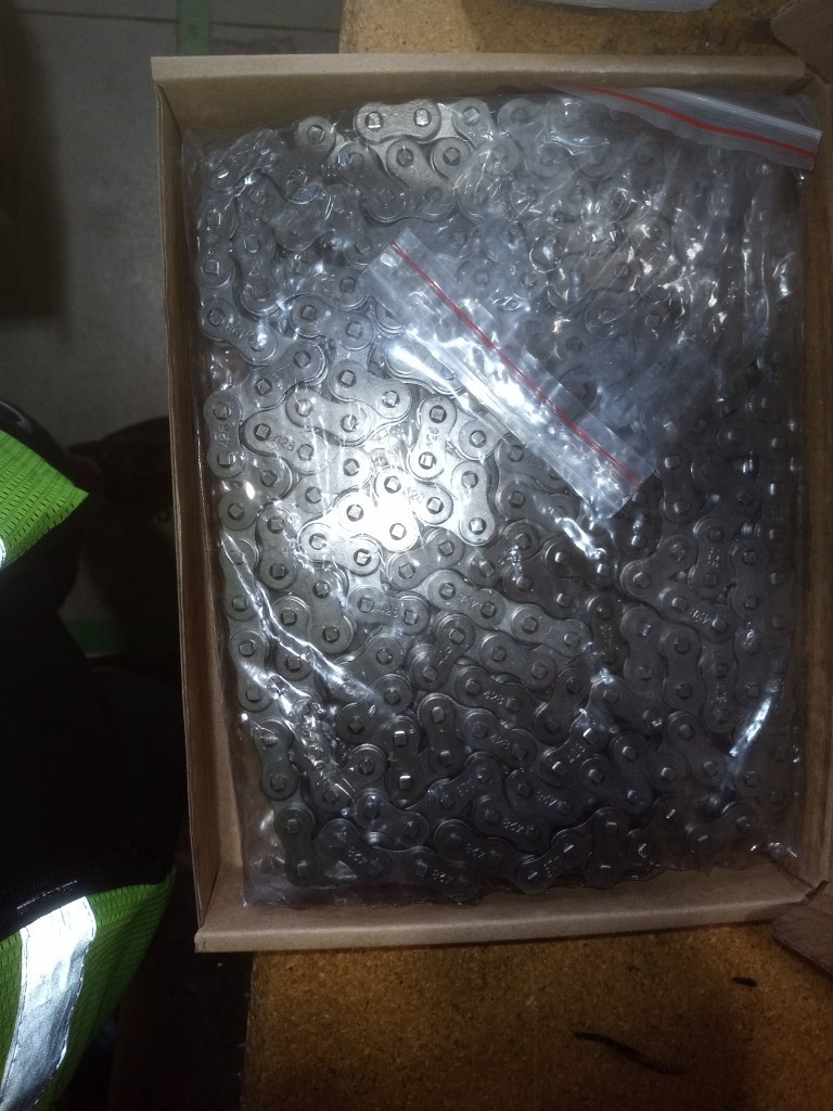 Blütezeit 1400lb Solar Sliding Gate Opener w/ Solar Panel, WiFi & Battery-Used