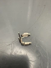 12-2014 mercedes w204 c250 slk250 m271 injector holding clip bracket holder oem