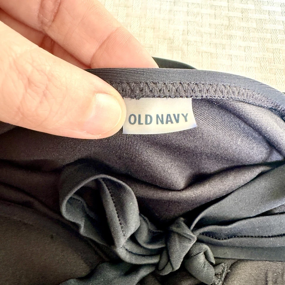 Old Navy Women’s XXL Black Underwire Tankini Swim Top Halter NWOT TOP ONLY - Image 2 of 4