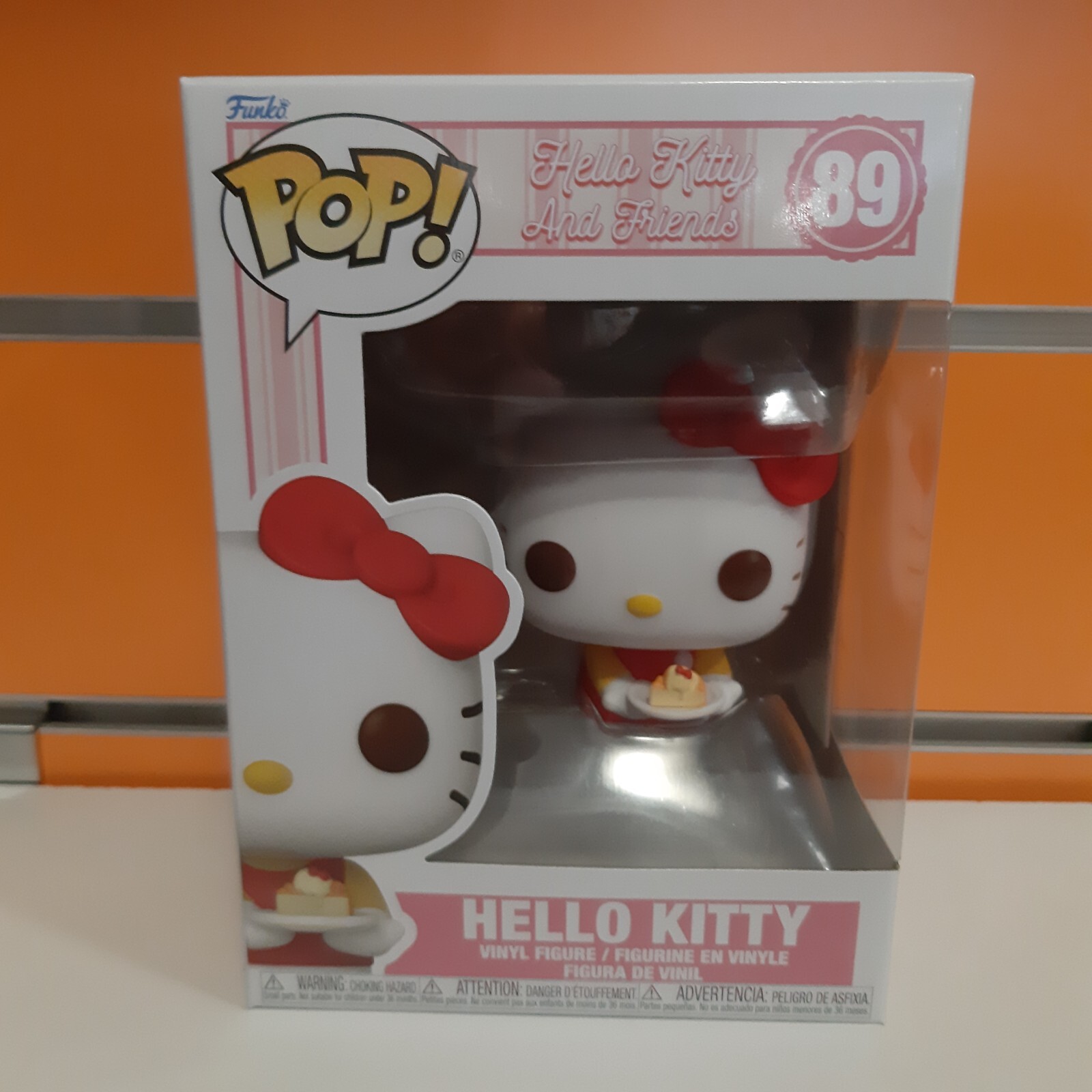 FUNKO VINYL POP SANRIO HELLO KITTY - 89 KITTY WITH DESSERT VINYL FIGURE NEW - Immagine 2