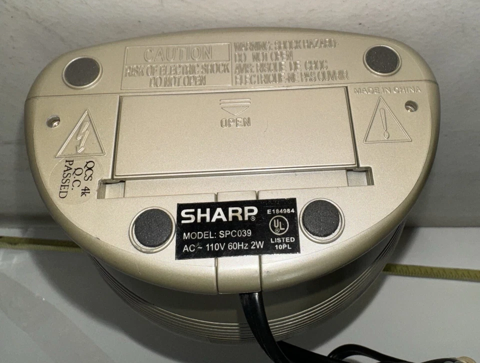 Reloj despertador digital Sharp Foto 4 de 4