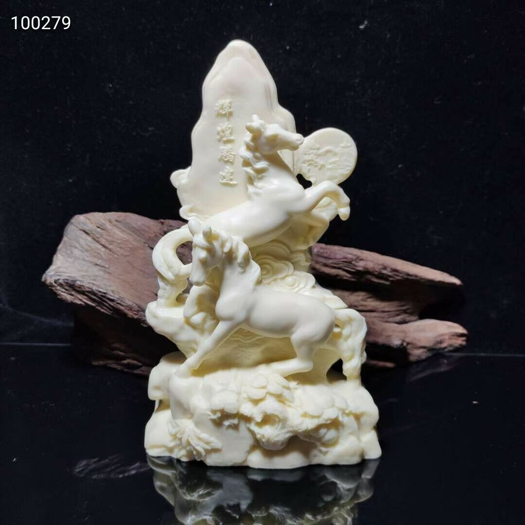 Natural Tagua Nut Vegetable Carved Horse Statue Decor象牙果.辉煌腾