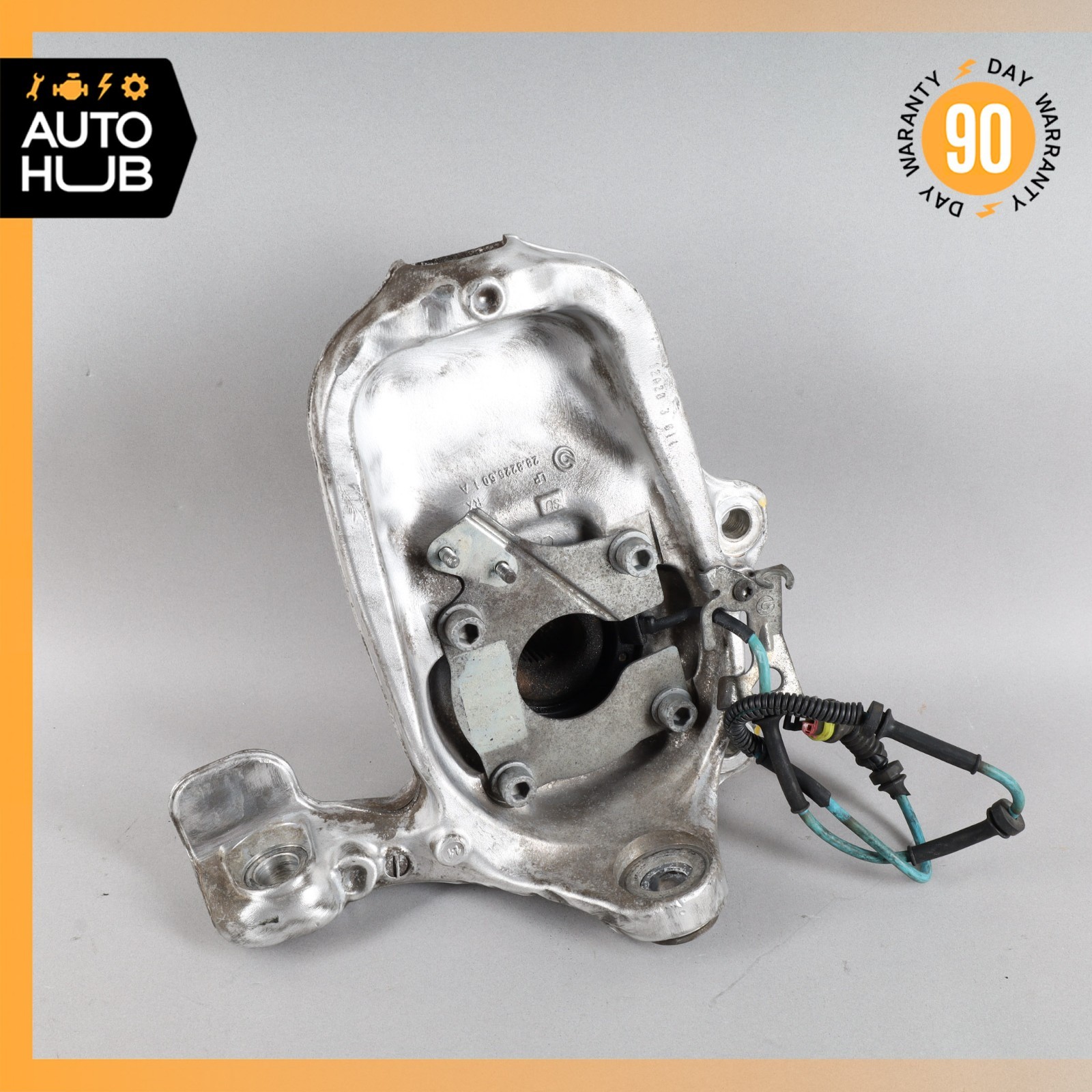 03-10 Maserati GranTurismo M145 Front Left Side Spindle Knuckle Hub OEM 34k