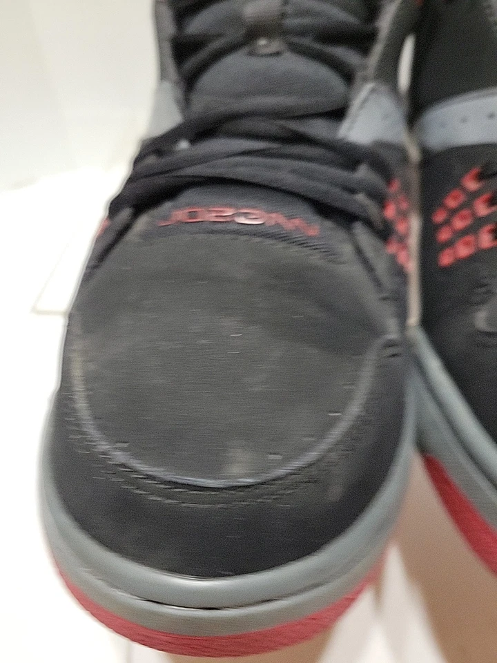 Jordan Flight 23 " Size 11 Black/Cool Grey/ 317820-021 - Image 3 of 4