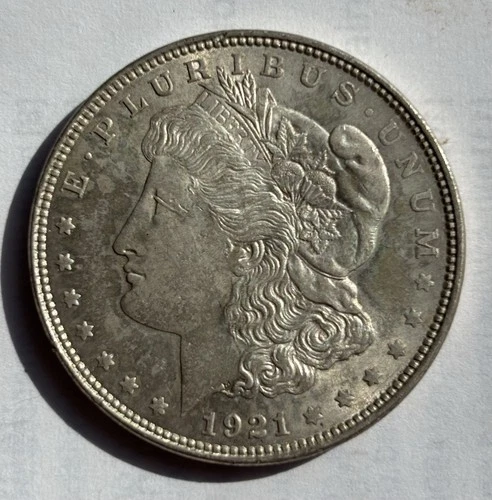 1921 Morgan Silver Dollar $1 - Philadelphia (No Mint Mark) - 90% Silver - AU