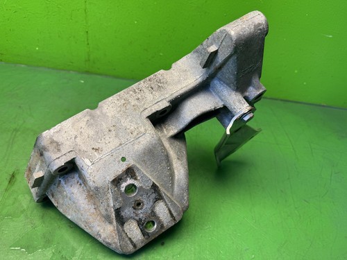 IVECO DAILY Mk6 Engine Mount Right Bracket 3.0 JTD 504386159 2015 - Picture 4 of 4
