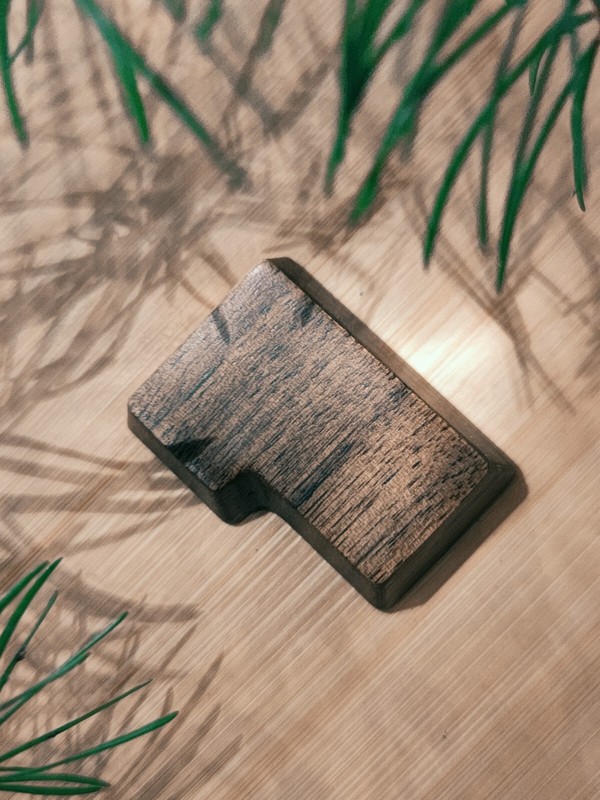 Wooden keycaps ANSI ISO OEM height CherryMX stem - black walnut