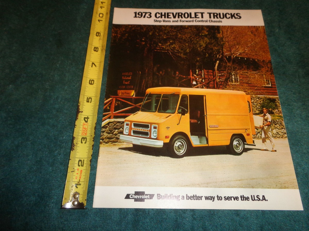 1973 CHEVROLET STEP VAN SALES BROCHURE / ORIGINAL DEALERSHIP ITEM