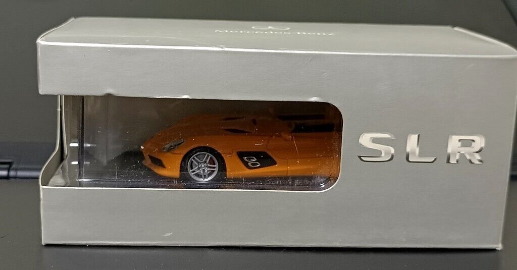 1/43 Mercedes-Benz SLS AMG Gran Turismo 5 PS3 Orange Schuco 1/43 Mercedes-Benz SLS AMG Gran Turismo 5 PS3 Orange Schuco