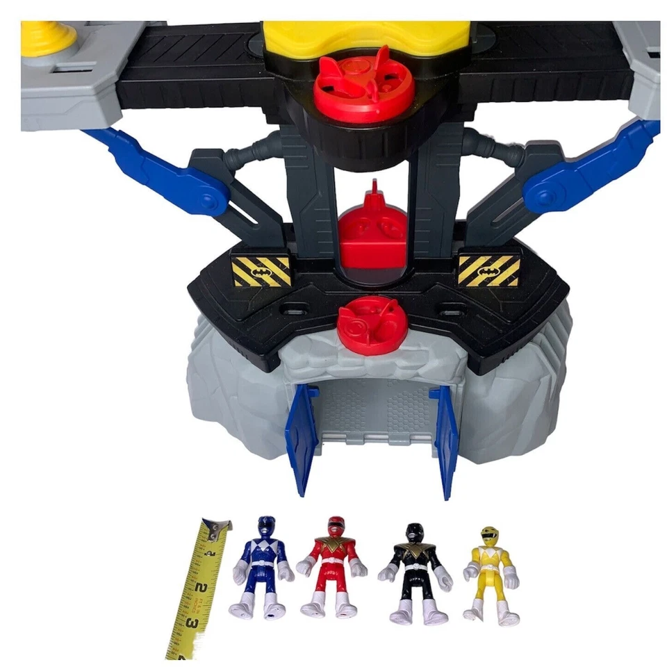 Playset 2014 Mattel Imaginext DC Super Friends Transforming Batcave, 4 Rangers - Image 4 of 4