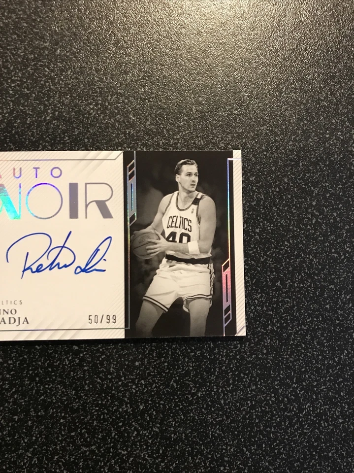 Autógrafo Dino Radja 2021 Panini Noir blanco y negro 50/99 Foto 2 de 3