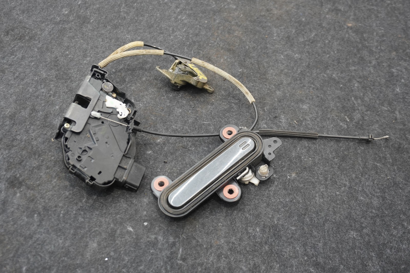Front Left Door Handle Latch Actuator 7G43-226A28-A Aston Martin Vantage 06-16