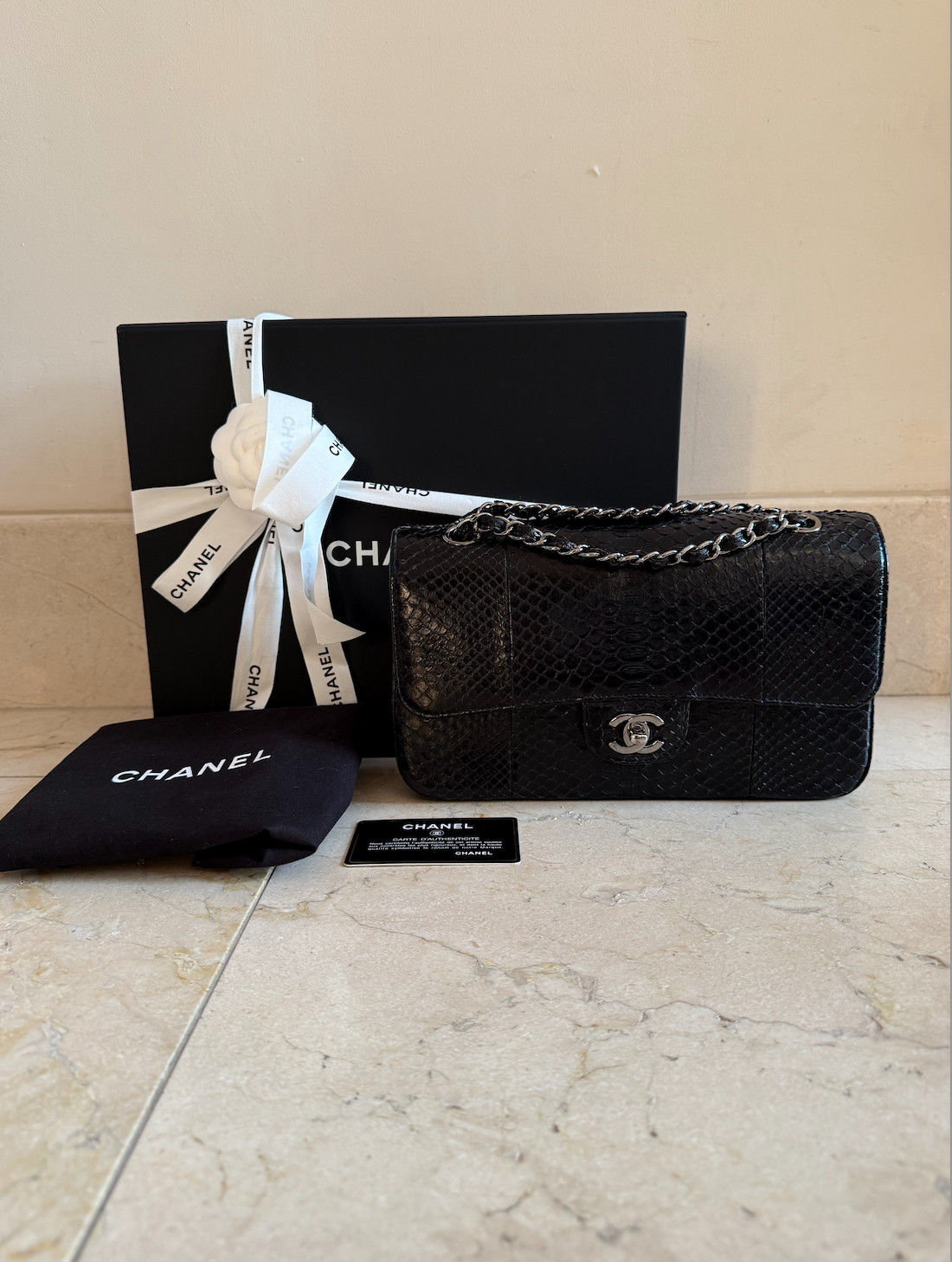 *RARE* Authentic Chanel Black Python Medium Class… - image 3