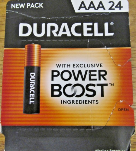 Batterie alcaline Duracell Power Boost AAA - 24 pezzi nuove Batterie alcaline Duracell Power Boost AAA - 24 pezzi nuove