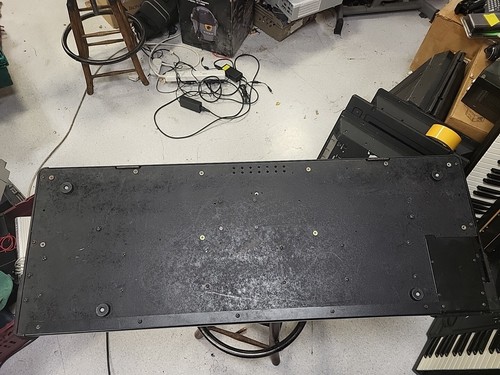 Kawai Z1000 Digital Keyboard - NOT FULLY TESTED-SPARES OR REPAIR ONLY. - Picture 17 of 19