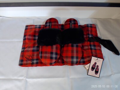 ''New'' Victoria's Secret Plaid Ladies Large 9-10 Slippers
