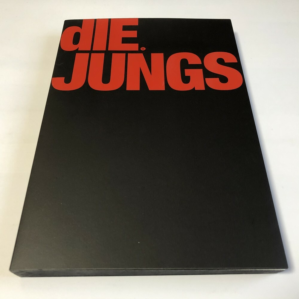EXO DIE JUNGS 写真集+DVD プレミアムセット EXOフォトブック