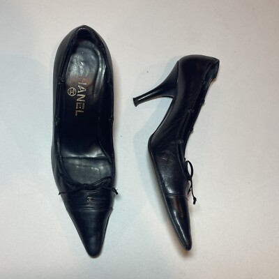Chanel Vintage Black Pointed Square Toe Heels Bow 36 Leather Chanel Vintage Black Pointed Square Toe Heels Bow 36 Leather