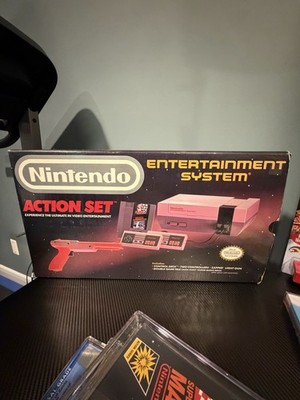 Nintendo NES Action Set Console Complete In Box NES CIB 1985 Orange Zapper