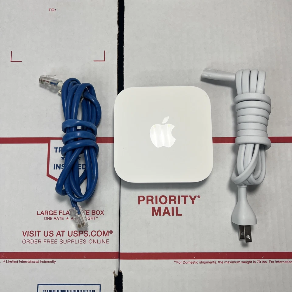 Apple AirPort Express A1392 802.11n 2nd Gen Wireless Router -SAME DAY - WARRANTY - Image 2 of 4