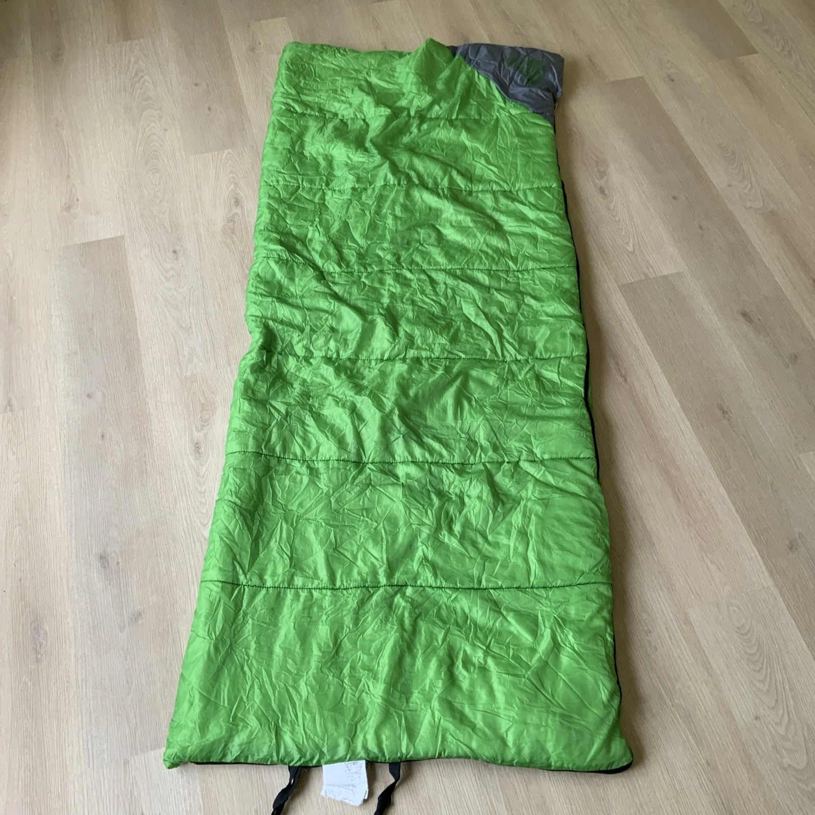 Excel Outdoors Green Sleeping Bag 33 X 77 Warm Green Plaid Interior