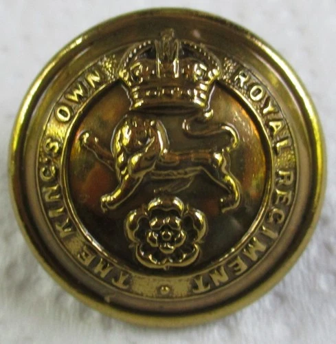 WW2 British Army:"KINGS OWN ROYAL LANCASTER REGIMENT BUTTON" (26mm)