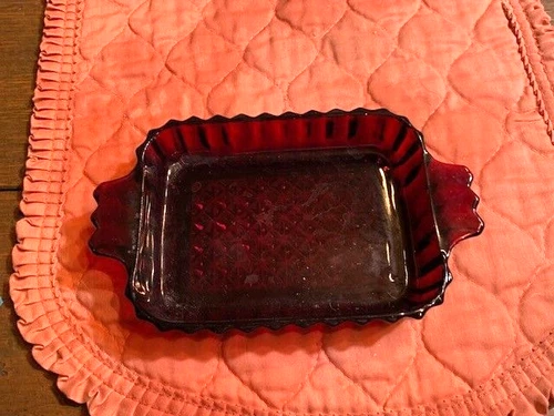 Vintage Ruby Red ANCHOR HOCKING Starburst Pattern Rectangular Dish w/Handles EUC
