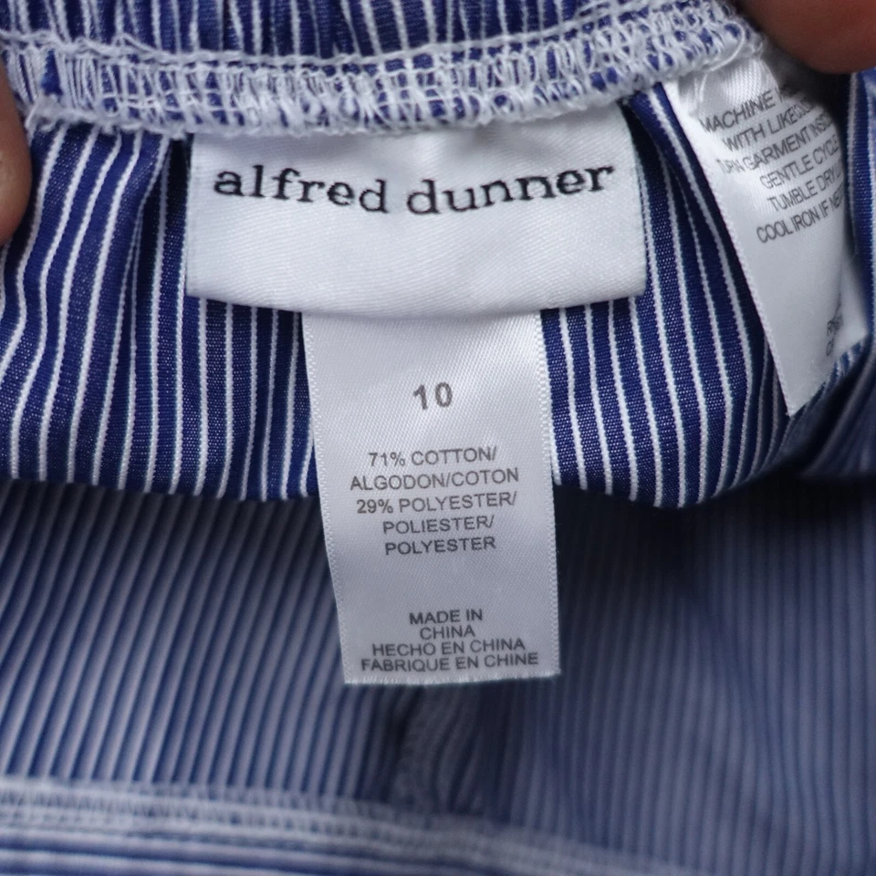 Alfred Dunner Capri Pants Women's 10 Blue White Striped Straight Leg Pull On - Image 4 of 4