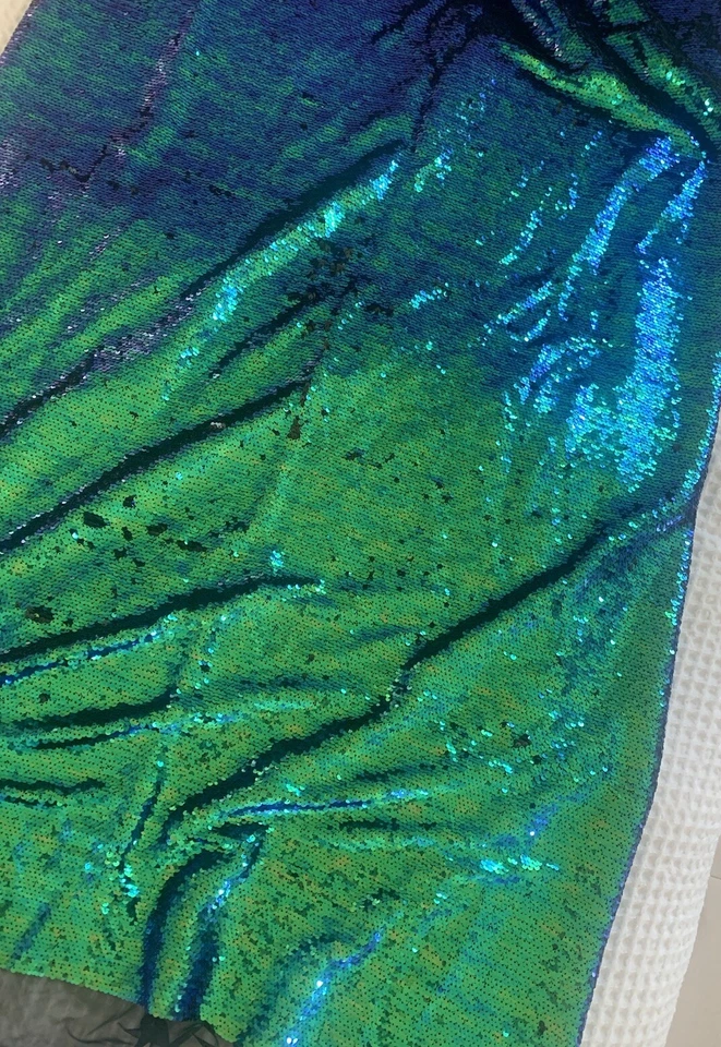 Tela de lentejuelas sirena pavo real negro verde azul 36” W x 52” L NUEVA Y PRECIOSA Foto 2 de 4