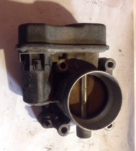 Drosselklappengehäuse für Opel Vectra C 2.2 Benzin