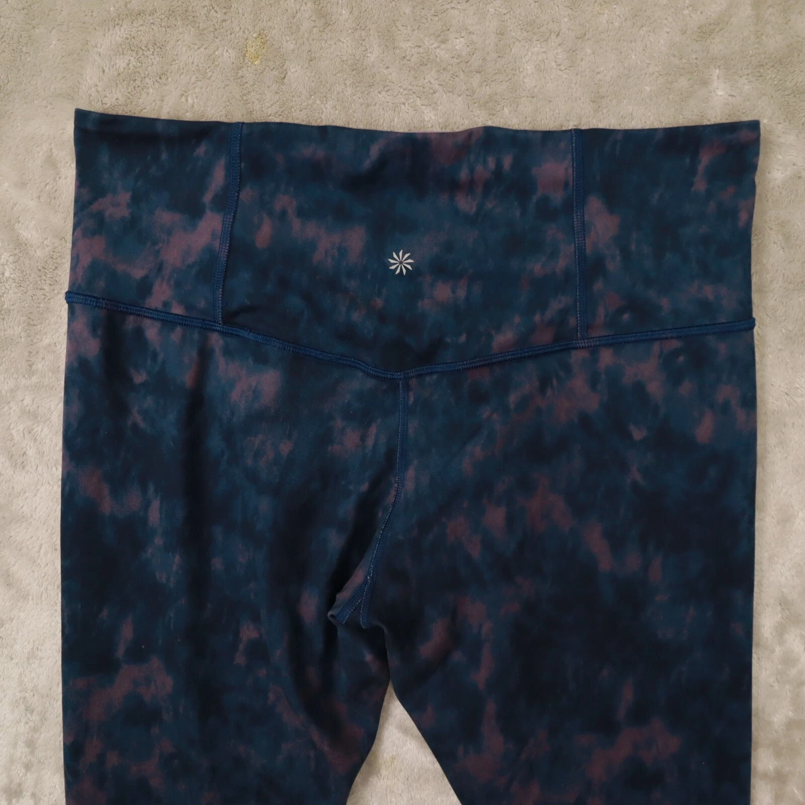 athleta elation 7/8 tight tie dye style 657538 leggings