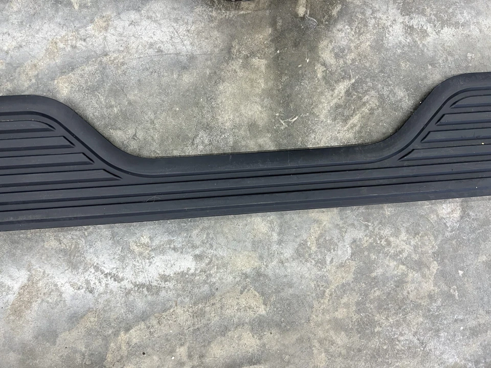 1990-1993 DODGE RAM Mopar 52007109 almofada de para-choque, tipo degrau - Imagem 4 de 4