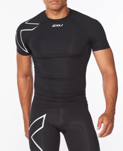 2XU Mens Compression Short Sleeve Top - Black/Silver | GREAT BARGAIN - Zdjęcie 1 z 8