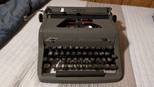 1950 Royal Quiet De Luxe AG Portable Typewriter thumbnail