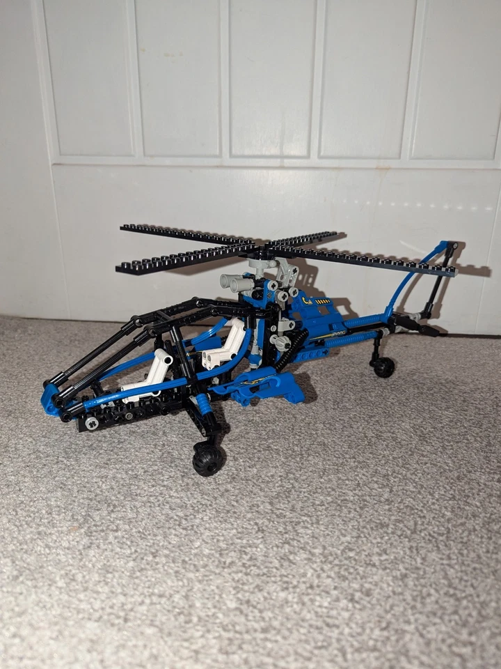LEGO Technic 8444 Air Enforcer / Supercopter, photo 3 of 5