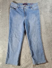 Gloria Vanderbilt Amanda Jeans Women's Size 16P Tapered Leg Classic Rise
