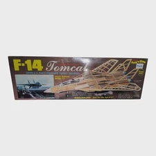 Guillows 1402 1:40 F14 Tomcat Military Aircraft Plane Model Kit New 