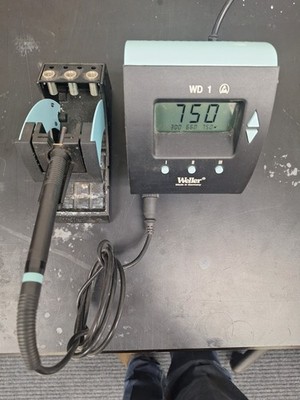 weller soldering station