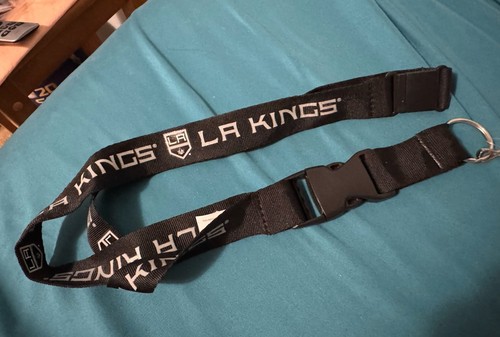 Los Angeles Kings Team Logo W/Detach Keystrap NHL - Picture 5 of 5